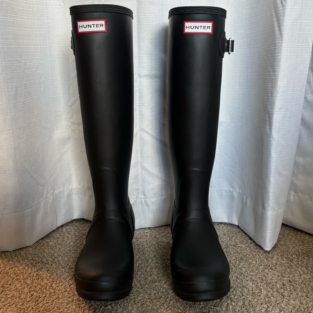 Hunter Original Tall Rain Boot Matte Black Women’s size 7
